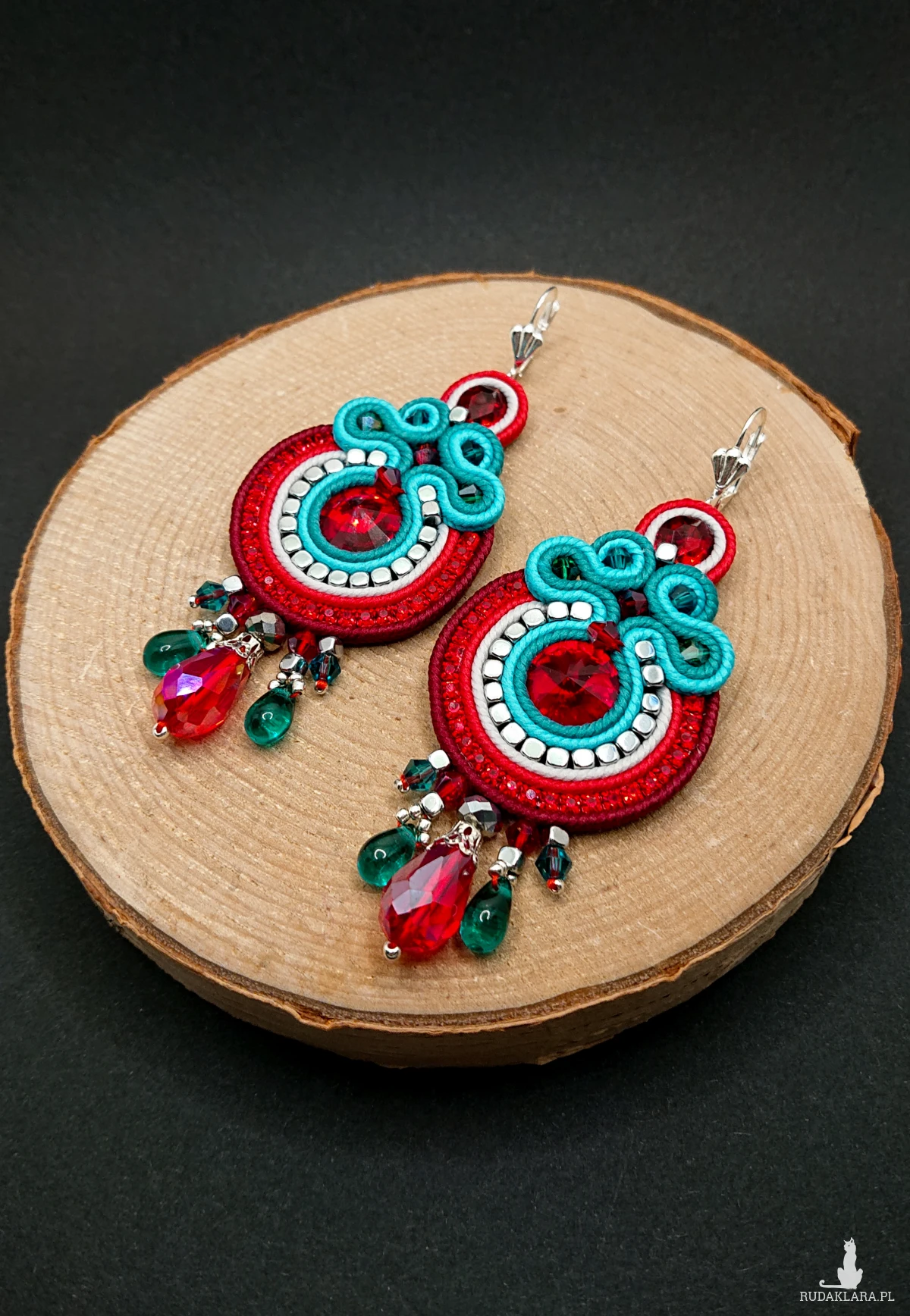 Długie turkusowo-czerwone kolczyki sutasz